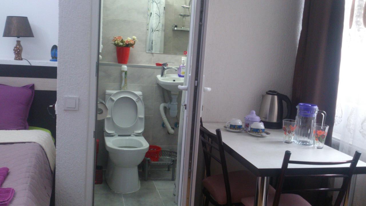 Guest House Madonna Tiflis Dış mekan fotoğraf