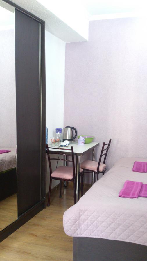 Guest House Madonna Tiflis Dış mekan fotoğraf